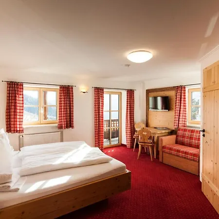 Gasthuis Alpenpension Ettlerlehen 3*