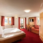 Guest house Alpenpension Ettlerlehen 3*