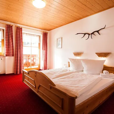 Alpenpension Ettlerlehen Guest house