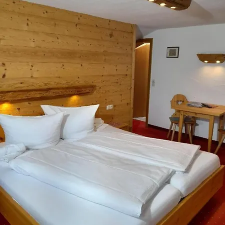 Alpenpension Ettlerlehen Konukevi