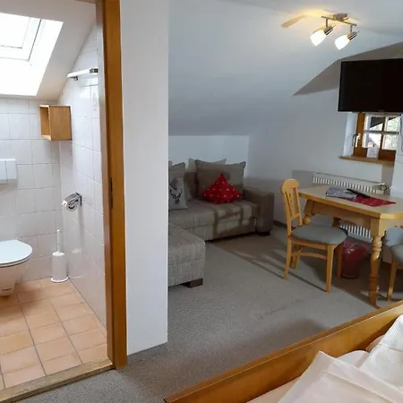 Guest house Alpenpension Ettlerlehen