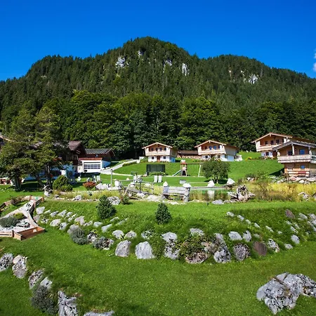 Alpenpension Ettlerlehen Guest house 3*