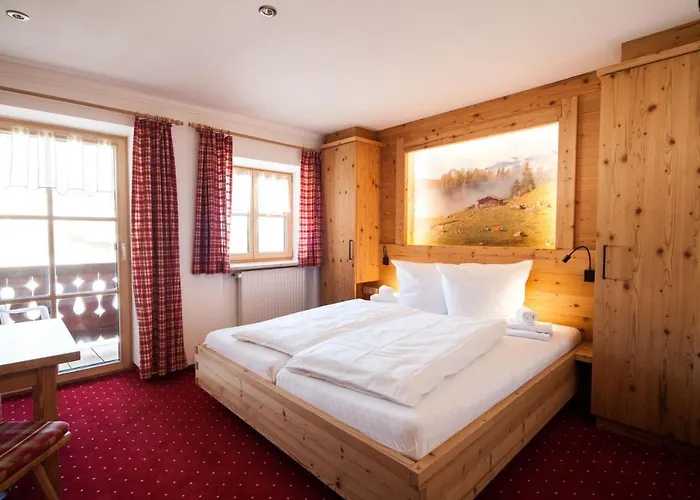 Alpenpension Ettlerlehen 3*